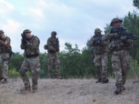 戦闘技術に長けた選りすぐりの傭兵を派遣する、世界的に有名な軍事企業10社