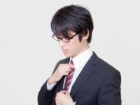 かっこいい！　スーツ姿の男子にドキッとする瞬間・5選