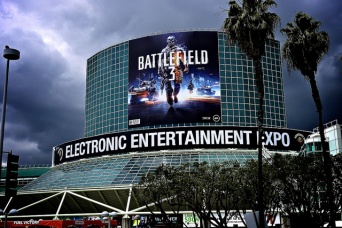 世界最大のゲーム見本市「E3」では常に大盛り上がりで、ゲーム人気の熱が感じられる（patsunさん撮影。flickrより）