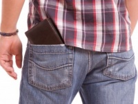 どんなの使ってる？　男子の愛用お財布ランキング発表！　圧倒的1位は●●！