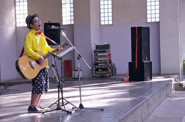 お笑い芸人・印度の林檎さん、いもッキーの「舎弟」として共演することも