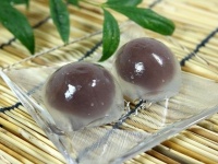 水まんじゅう。夏に涼を取るにはテキメンだ
