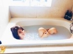 マギーが“お風呂写真”を公開！ 「エ、エロい…」とファン歓喜