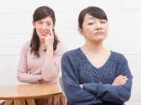 既婚女性の本音！　「夫の家族」にまつわる悩み7つ