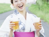 彼女と一緒に“シェア食べ”したい、屋台のフードランキング！　３位「フランクフルト」