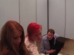 【怖すぎッ】エレベーターでカラダを真っ二つにするドッキリ映像