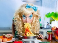 マジでやめて！　「育ちが悪すぎて」ドン引きする友だちの言動6つ！