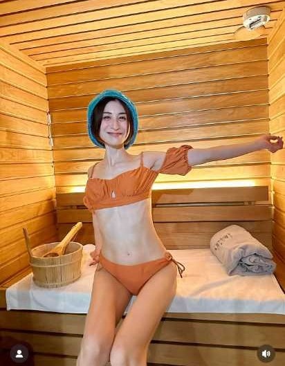 Instagram:おかもとまり(@okamotomari1213)より