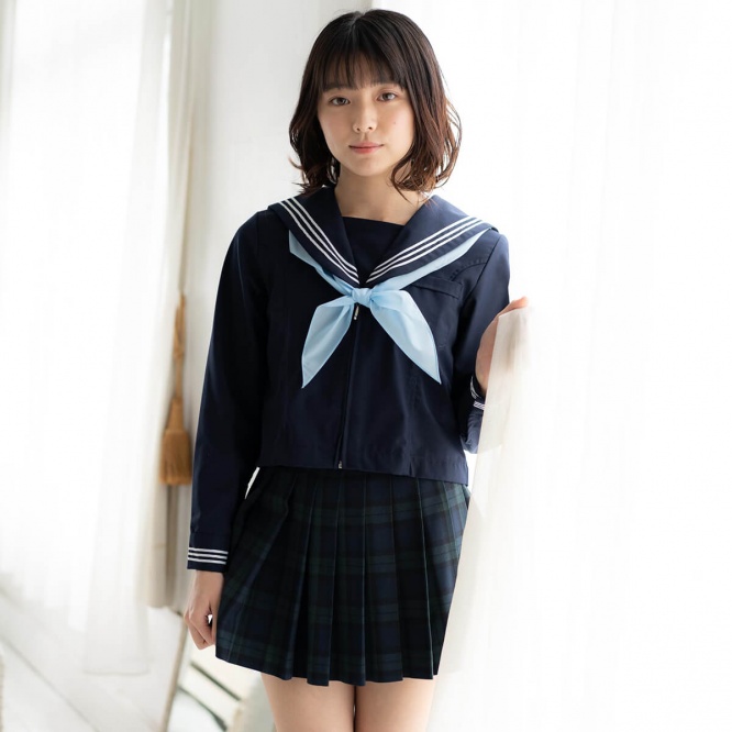 清楚さゆえの背徳感! 葉月つばさ、動画で魅せた”制服フェロモン“