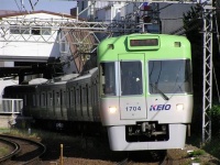 井の頭線1000系（市川太一さん撮影、Wikimedia Commons