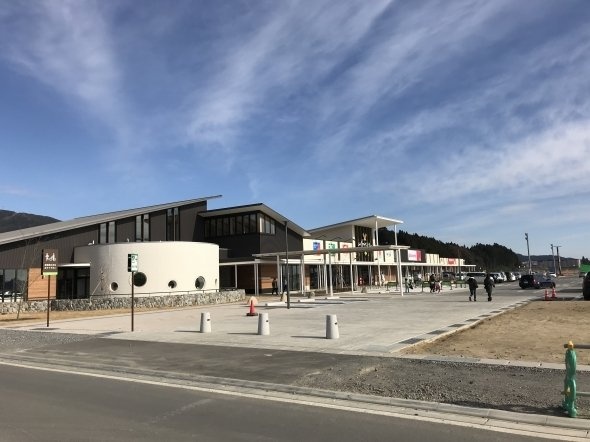 2017年4月にオープンした陸前高田の中核となる大型商業施設「アバッセたかた」。