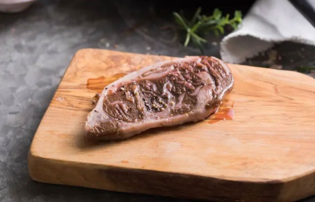 3Dプリンターの培養肉、リブロースステーキ