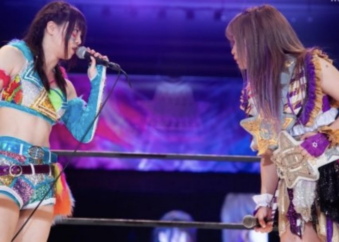 岩谷麻優、中野たむ