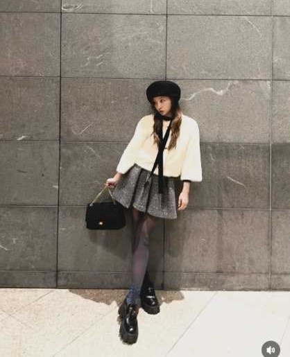 Instagram:板野友美(@tomo.i_0703)より