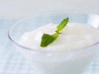 花粉症予防のために摂っている食べもの6つ「ヨーグルト」「ドクダミ茶」「キャベツ」