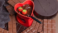 バレンタインに開くと楽しい変わり種イベント5選！ チョココン、チョコタコパで盛り上がろう