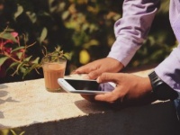 俺ってモテるな。男子が脈アリだと感じた女子からのLINEメッセージ5選