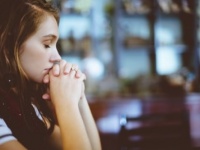 自尊心が低い人の特徴って？　心療内科医が教える原因と対処法