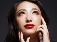 逆におばさんっぽい!?　男性が「若作りしているな」と思う女性の特徴4つ