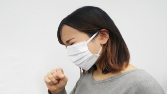流行中のインフルエンザと風邪の違いは？　現役医師がわかりやすく解説
