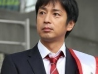 徳井義実