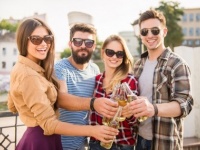 【男女のちがい】恋人がいながら合コンに参加する異性に思うこと4つ！
