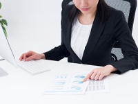 不調の原因はストレス？「買い物」「甘いもの」より効果的な解消法があった！