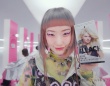 水曜日のカンパネラ・詩羽が“魔法の美容師”に！新CMでシルバーヘア初挑戦