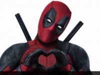 ライアン・レイノルズ、アベンジャーズへの仲間入りを拒否される!?トニー・スタークから届いたという手紙を公開