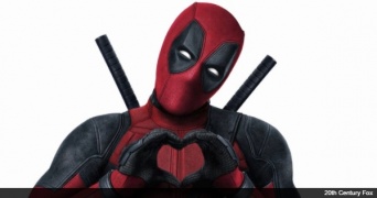 ライアン・レイノルズ、アベンジャーズへの仲間入りを拒否される!?トニー・スタークから届いたという手紙を公開