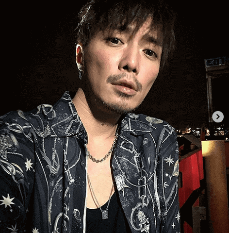 成宮寛貴 ゲッソリした自撮りに心配の声 疲れてる 絞りすぎは良くないよ 1ページ目 デイリーニュースオンライン