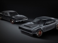 純正パーツブランド、モパーからマッスルカー向け1000馬力のエンジンキット発表！ヘレファント搭載の68年式ダッジ・チャージャーSEMAショーで公開！