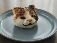 おにぎり劇場さんのリアル猫おにぎり