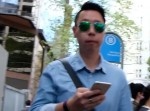 “歩きスマホ”をする人にワザと体当たりする実験を行った結果⇒
