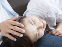 男性に見てほしい！　生理のときに、彼がしてくれたらうれしいこと3つ