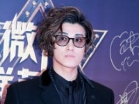 赤西仁
