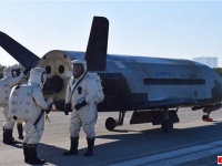 いまだ深い謎に包まれている米空軍の無人宇宙船「X-37B」は2年にわたり地球軌道を飛行し続けている