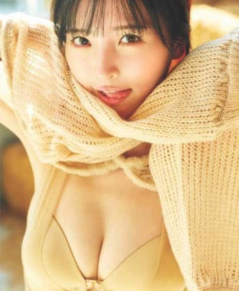 Instagram:由良ゆら(@yurayura_yuuura)より