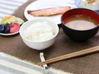 育ちがよさそー！　男性がきれいに食べられたらグッとくる食べ物5選