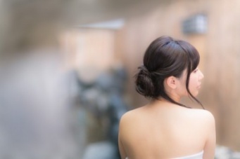 で、でか！　他人の裸をつい見てしまう瞬間3選