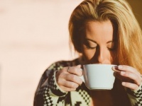 コーヒーはアイスとホット、どっちが好き？選んだ答えでライフスタイルや嗜好、性格を分析（アメリカ）