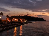 江の島の夕暮れ（Jhiro02さん撮影、flickrより）