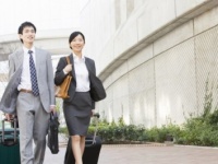 会社帰り、サシで帰るのがキツイ女性の特徴・6つ