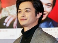 瀬戸康史