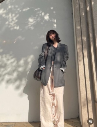 Instagram:鈴木愛理(@airisuzuki_official_uf)より