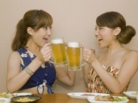 ダイエット中の「飲み会」は断るな！　ダイエット中でも太らないお酒の飲み方・コツ3つ