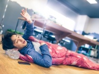 コレが女の本音！「残業なし安月給」VS「終電帰りの高給取り」付き合うなら、どちらの男性？
