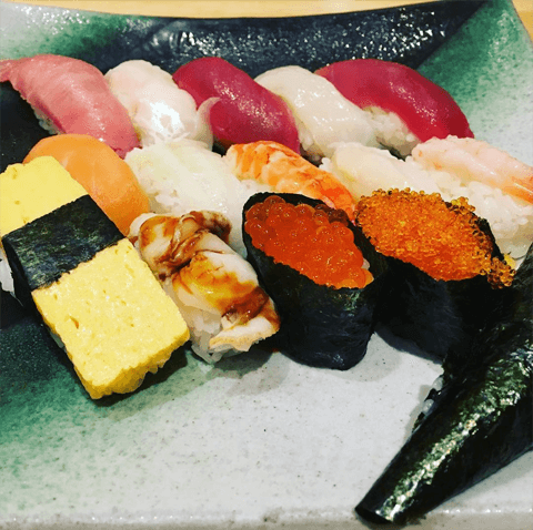 豪華な食事と言えば寿司！　お腹いっぱいで満足度バツグンの寿司食べ放題店4選#4