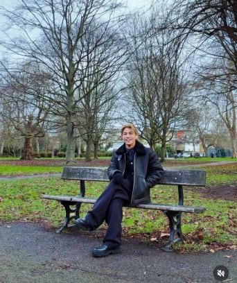 Instagram:岩田剛典(@takanori_iwata_official)より