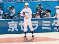 斎藤佑樹(写真は早大時代)